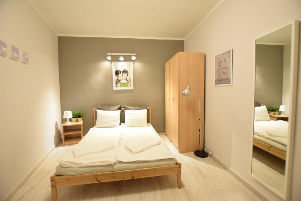 Budget Apartment By Hi5 - Oktober 6 Str 4 부다페스트 외부 사진