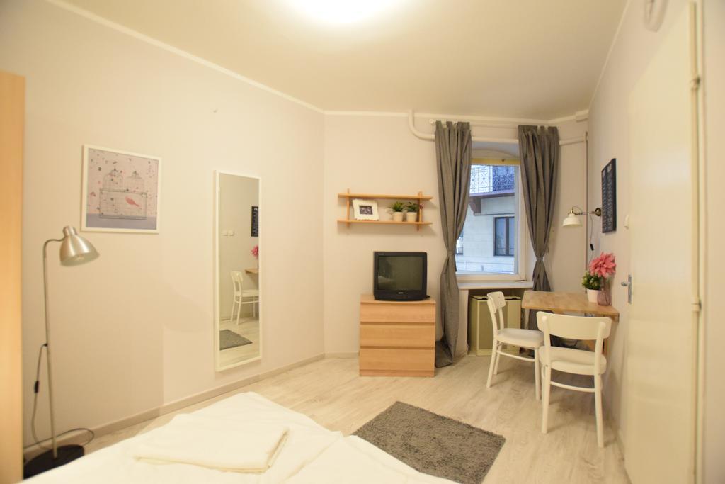 Budget Apartment By Hi5 - Oktober 6 Str 4 부다페스트 외부 사진
