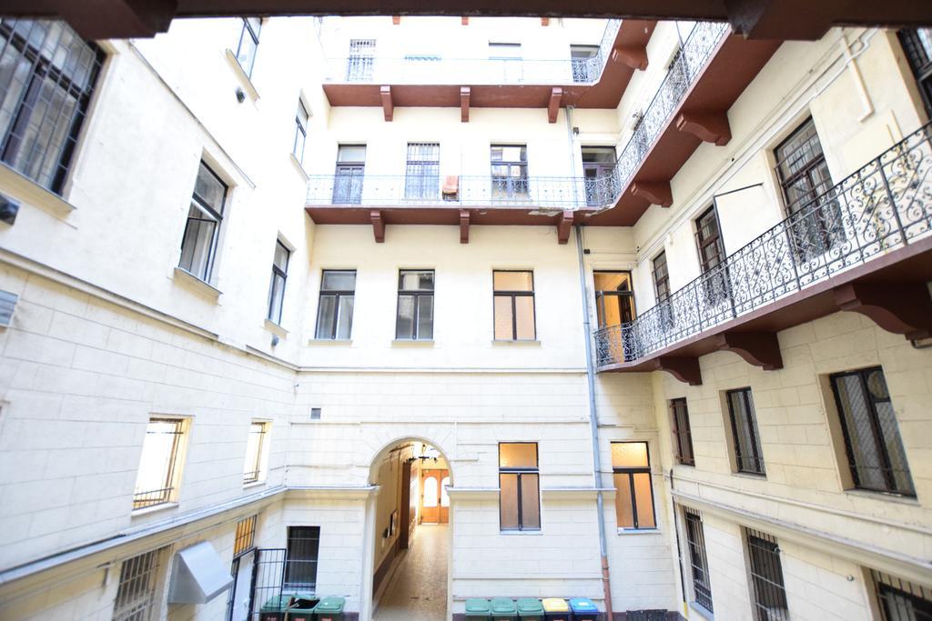 Budget Apartment By Hi5 - Oktober 6 Str 4 부다페스트 외부 사진