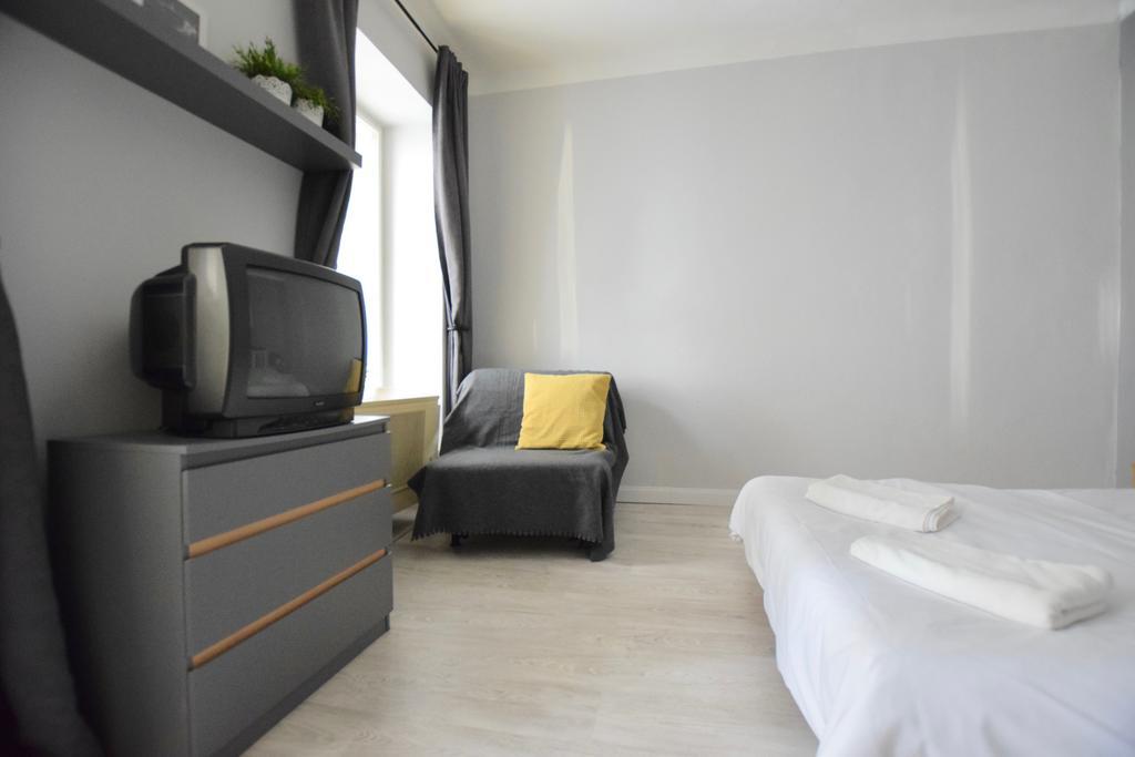 Budget Apartment By Hi5 - Oktober 6 Str 4 부다페스트 외부 사진